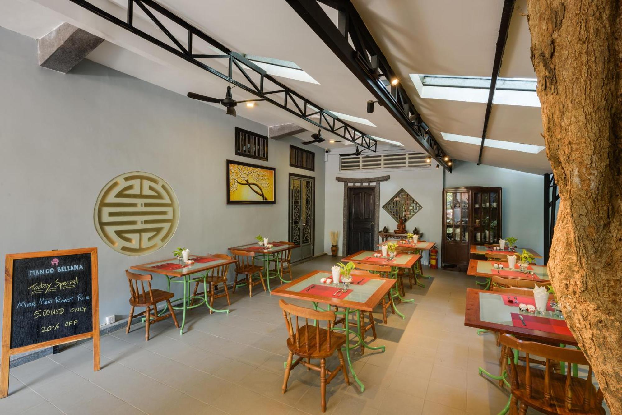 Mango Bellana Boutique Hotel Phnom Penh Exterior foto