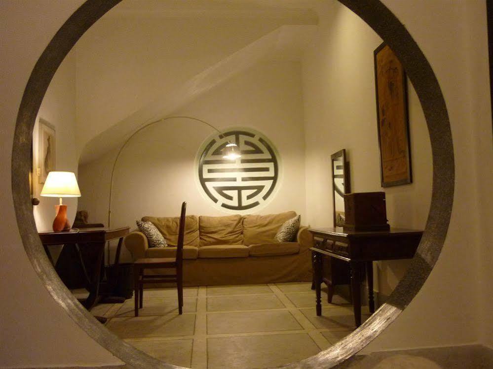 Mango Bellana Boutique Hotel Phnom Penh Exterior foto